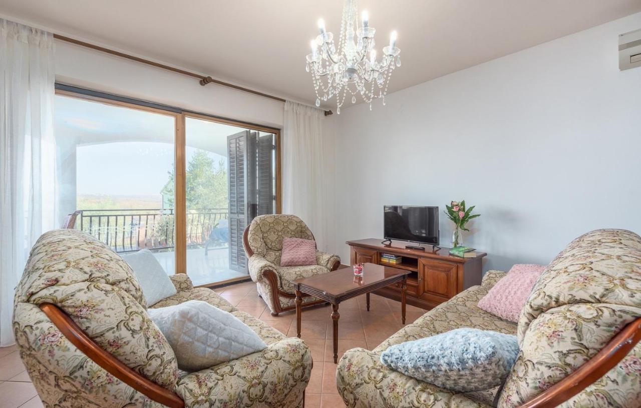 Apartmani Katalin Musalez Exteriör bild