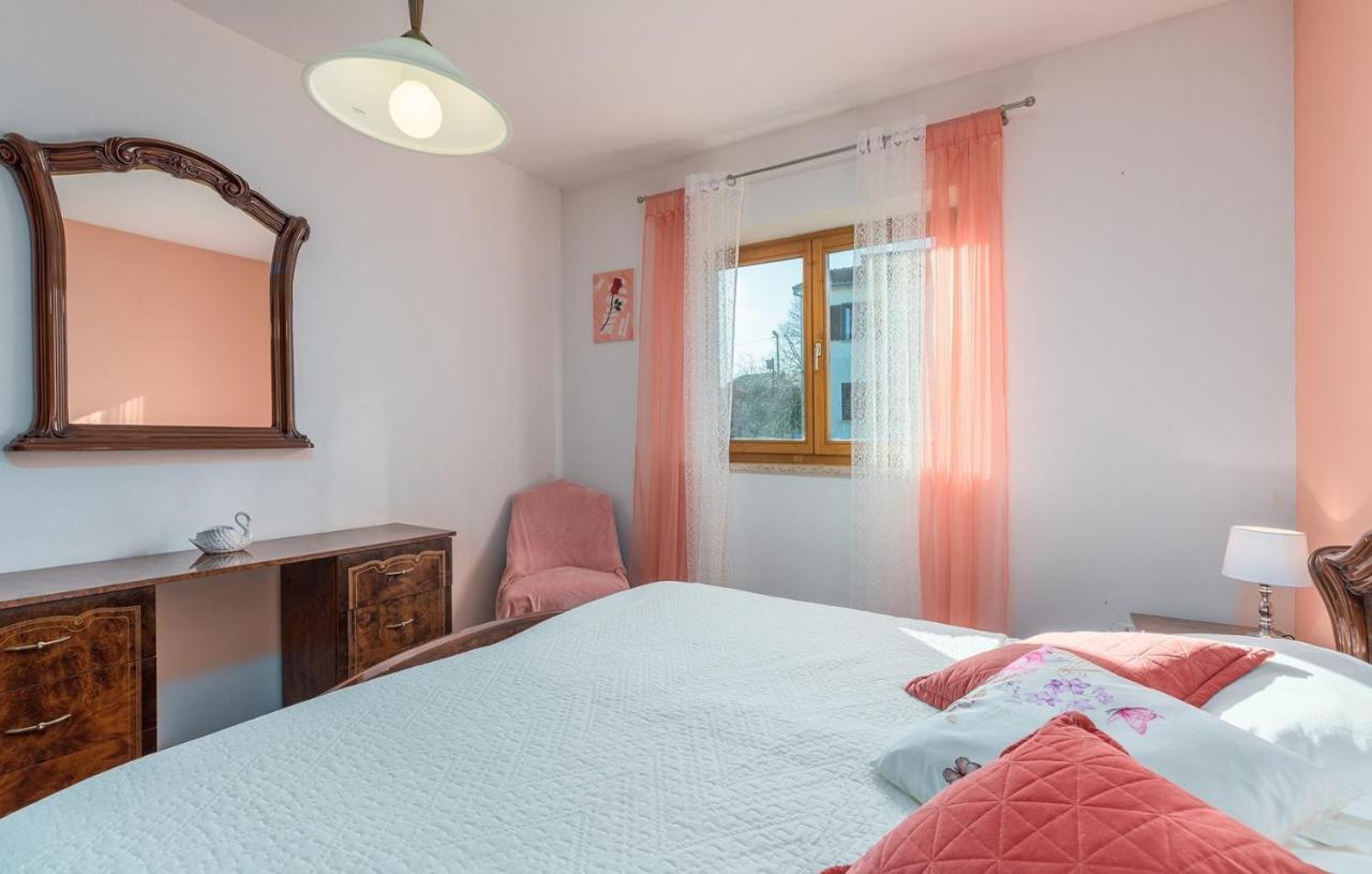 Apartmani Katalin Musalez Exteriör bild